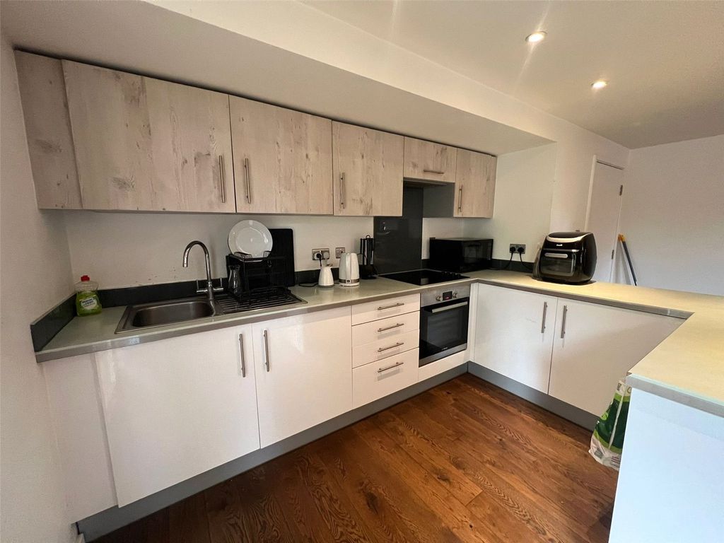 Property photo 2 of 15 Picture No. 03