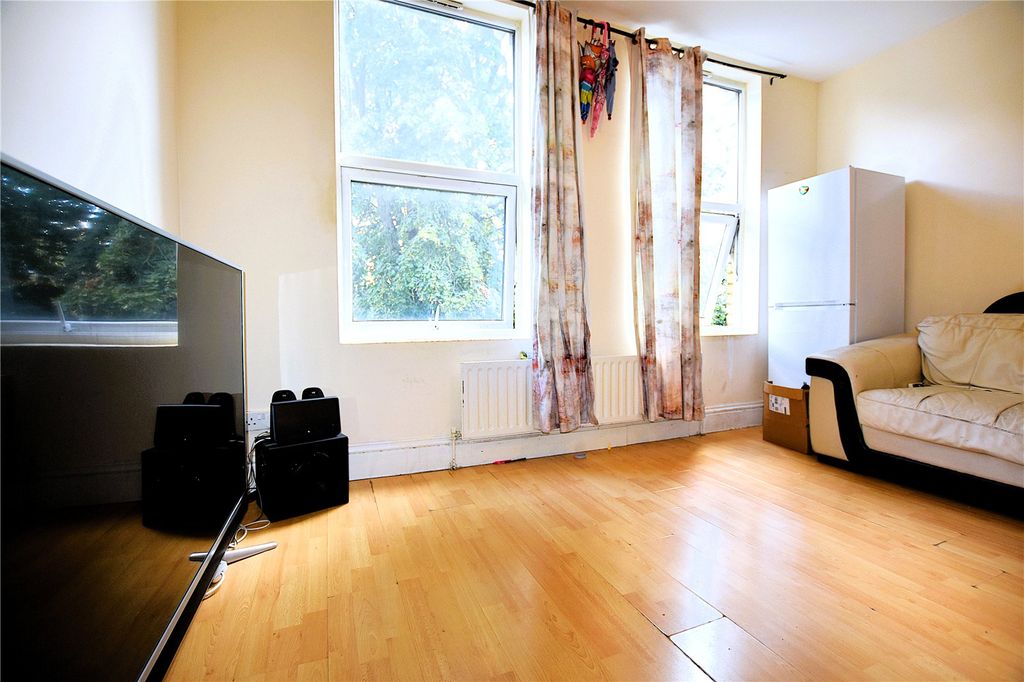 Property photo 3 of 10 Picture No. 07