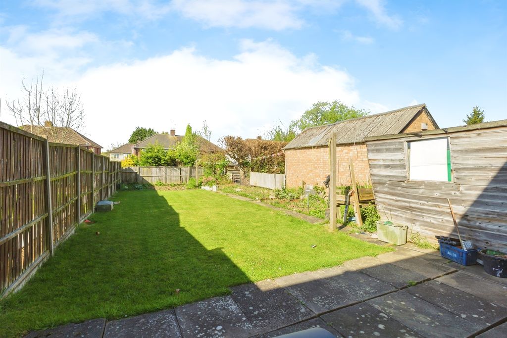 Property photo 2 of 17