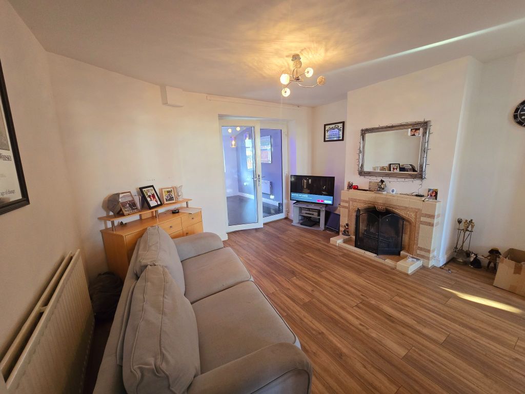 Property photo 3 of 17 Photograph 21