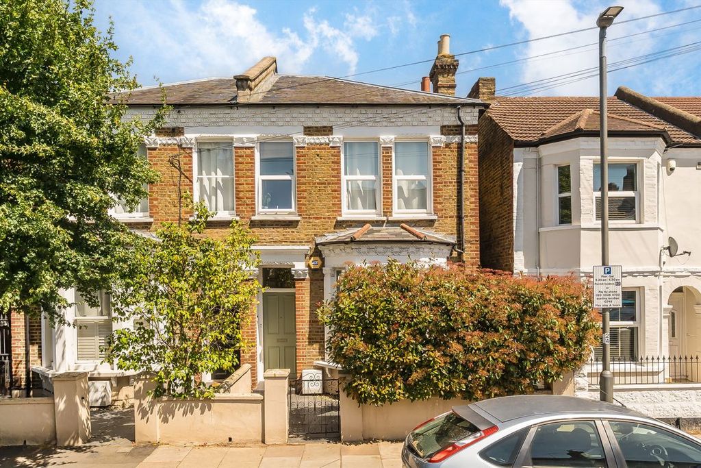 Property photo 1 of 10