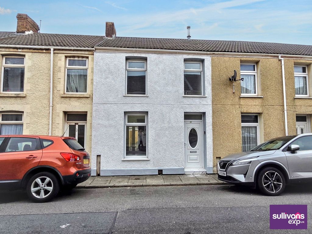 Property photo 1 of 19