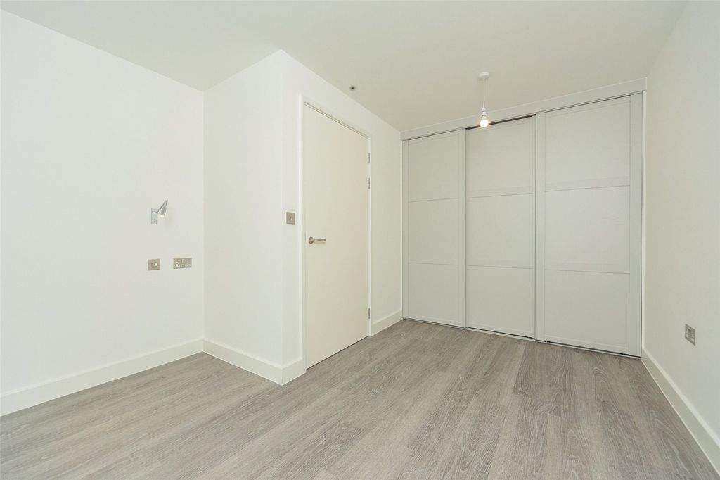 Property photo 3 of 14 Picture No. 08