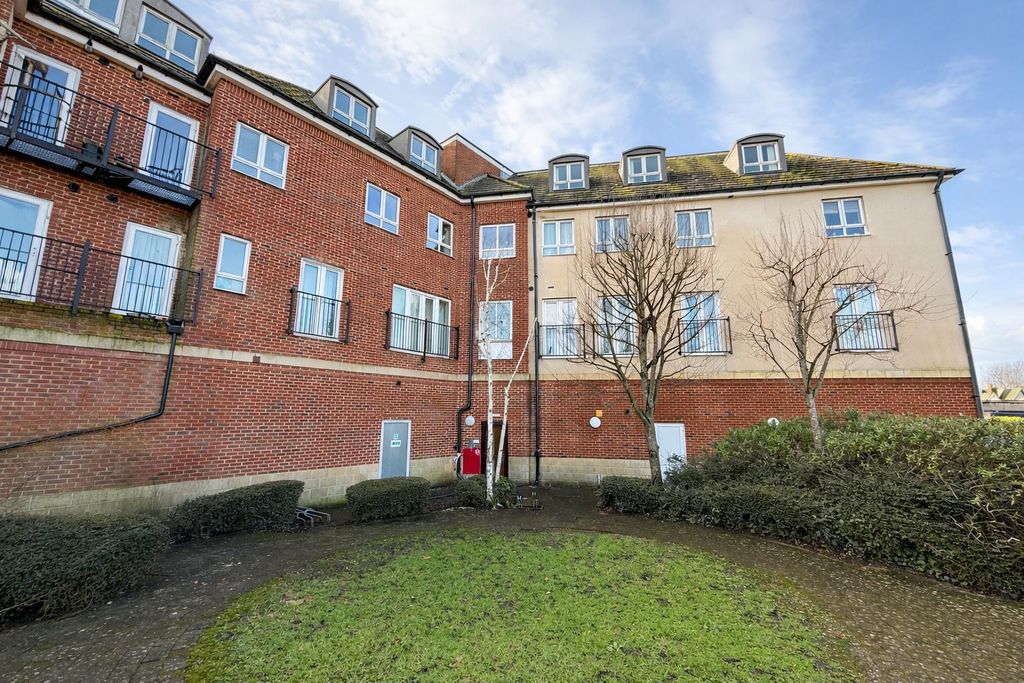 Property photo 2 of 5