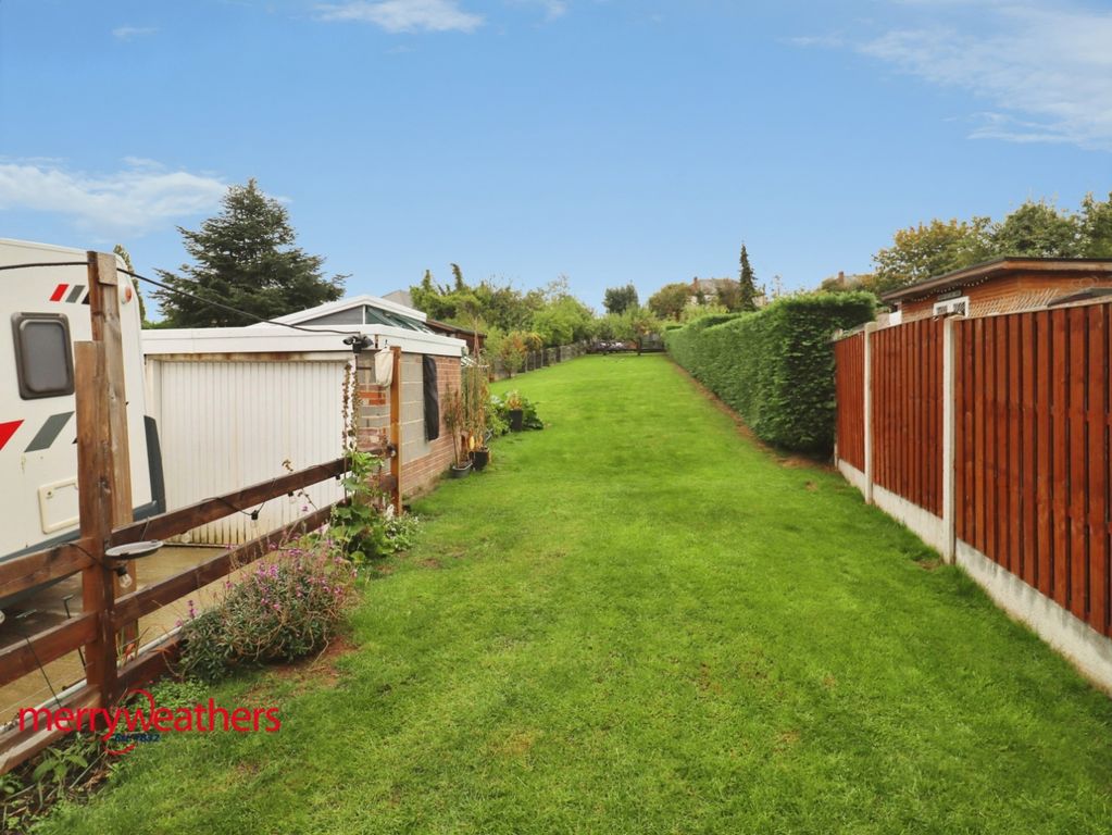 Property photo 2 of 14 Outside