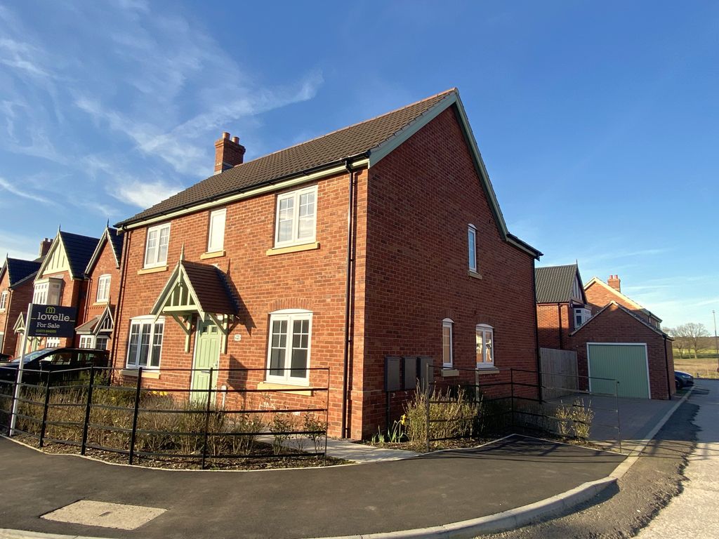 Property photo 1 of 21