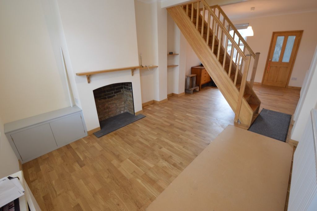 Property photo 2 of 15 4440411