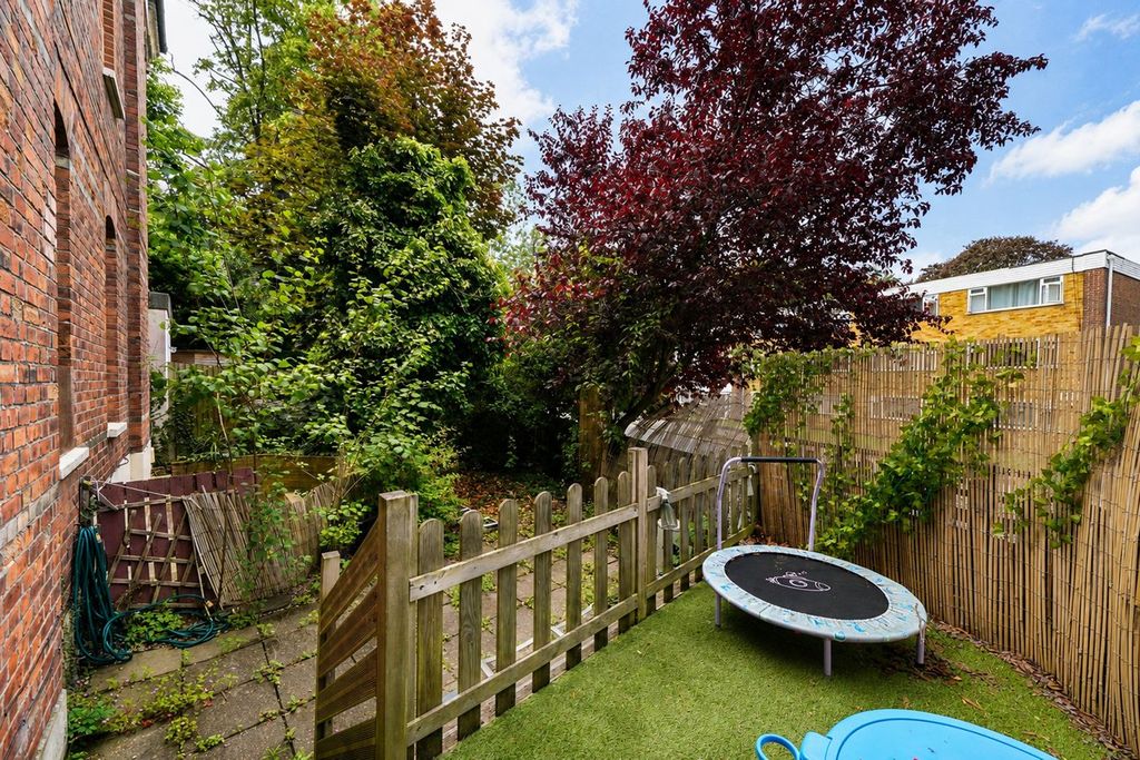 Property photo 2 of 12