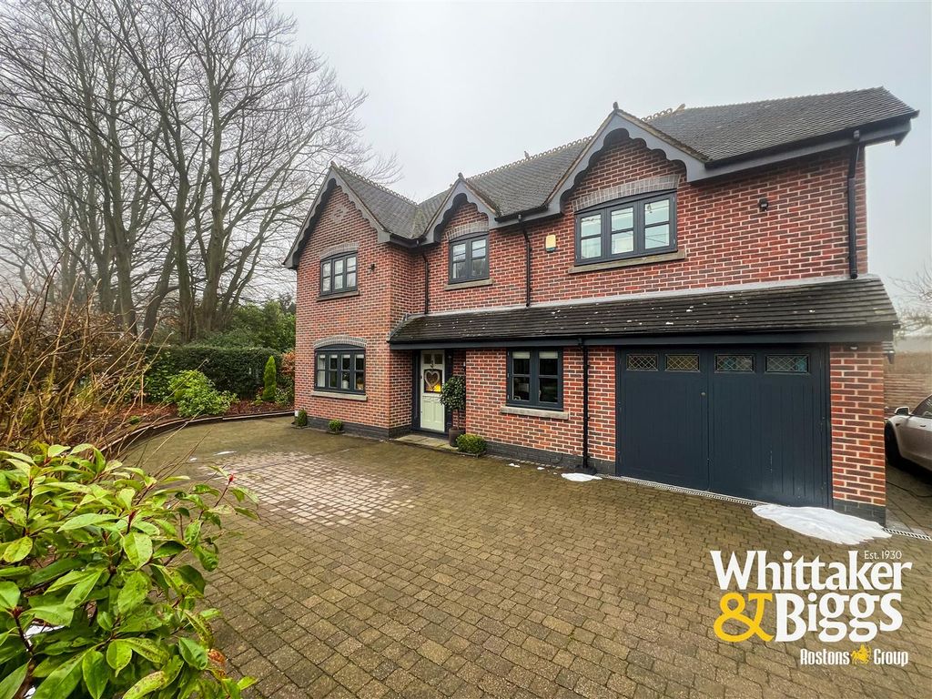 Property photo 1 of 47 Frontage