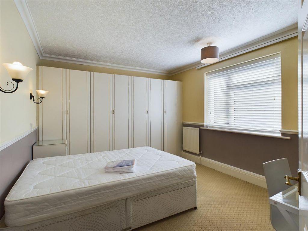 Property photo 3 of 17 Cam02534G0-Pr0099-Still005.Jpg