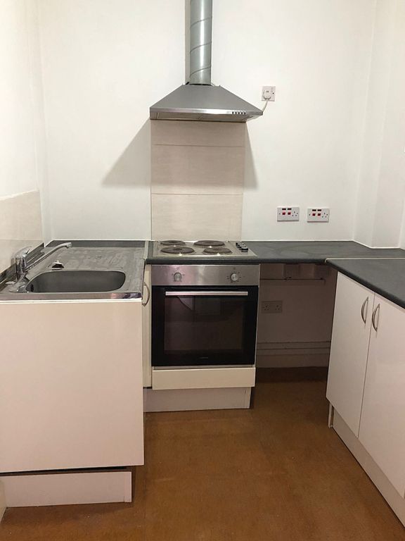 Property photo 1 of 3