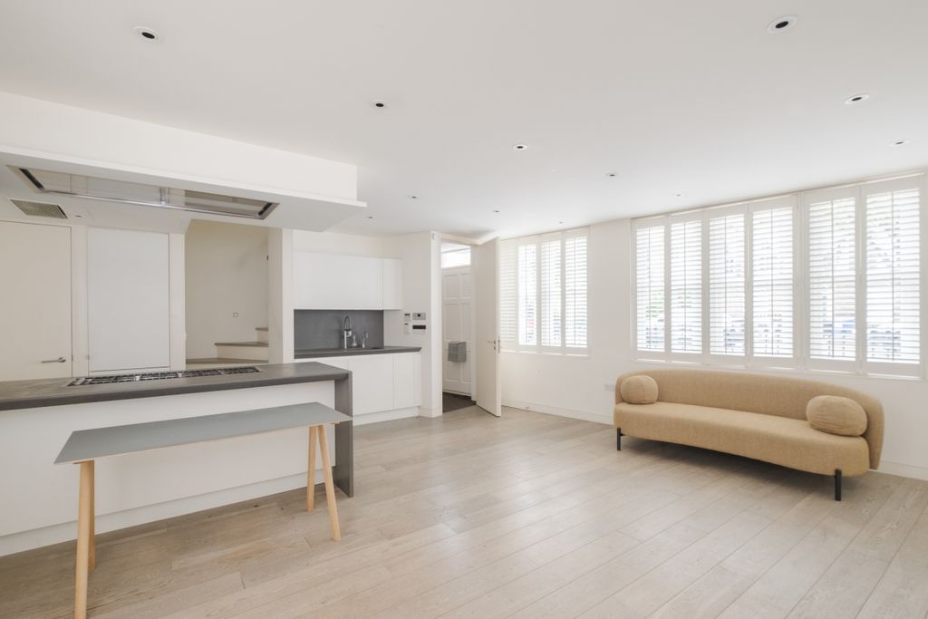 Property photo 1 of 16 Cloudesley Road