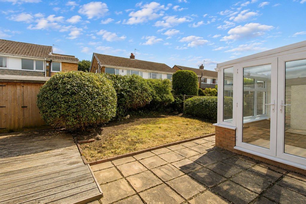 Property photo 1 of 10 Outside