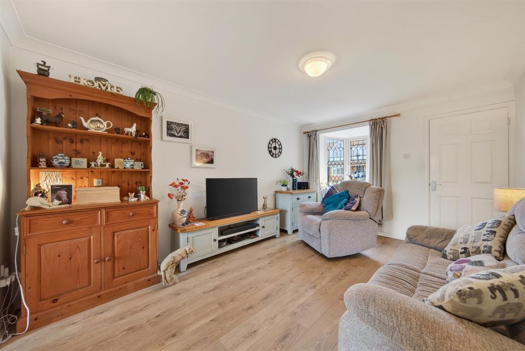 Property photo 3 of 16 61Marleyfieldsweb19.Jpg