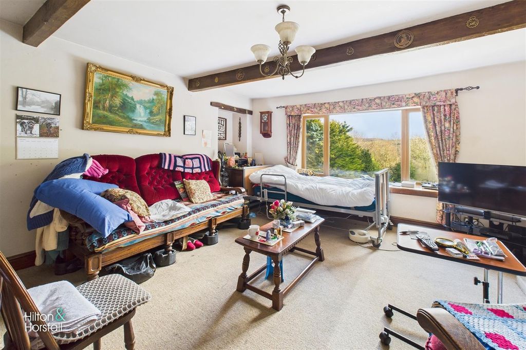 Property photo 3 of 18 Bent Clough Farm