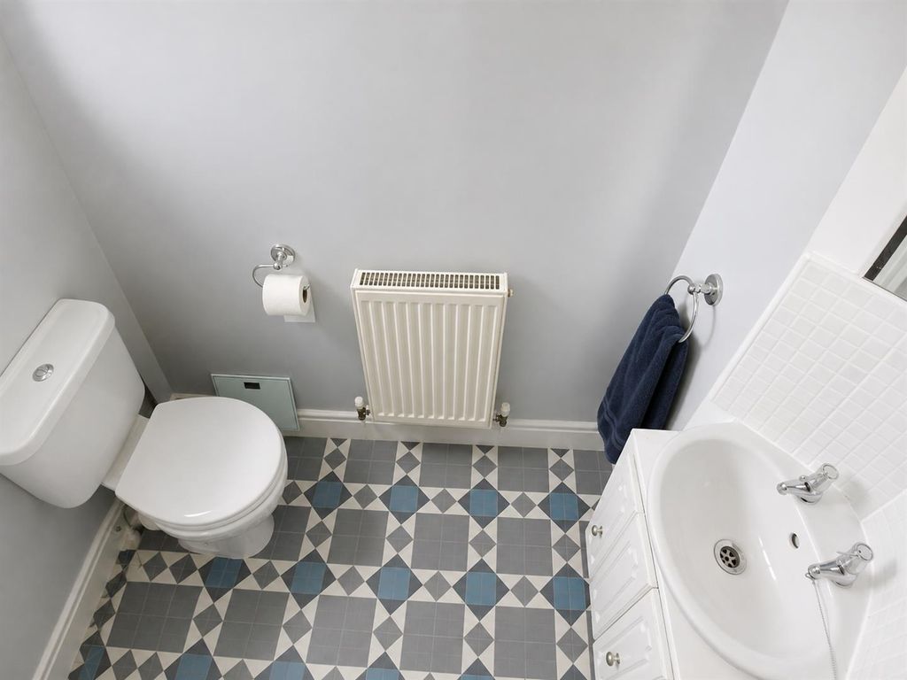 Property photo 3 of 18