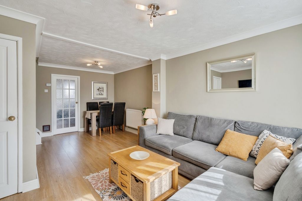 Property photo 2 of 23 Pbox-Img.Jpg