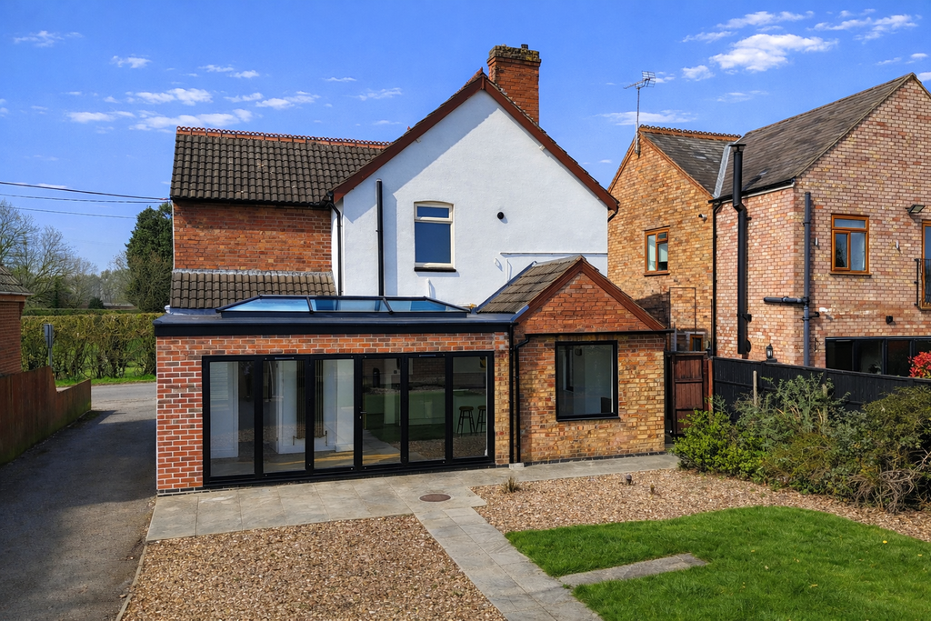 Property photo 2 of 28 Backhouse