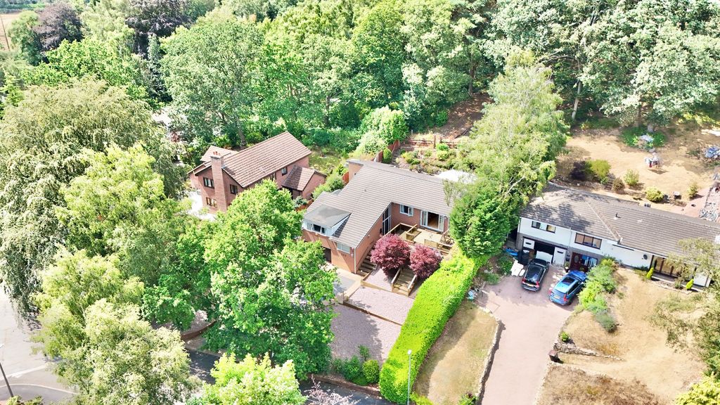 Property photo 1 of 44