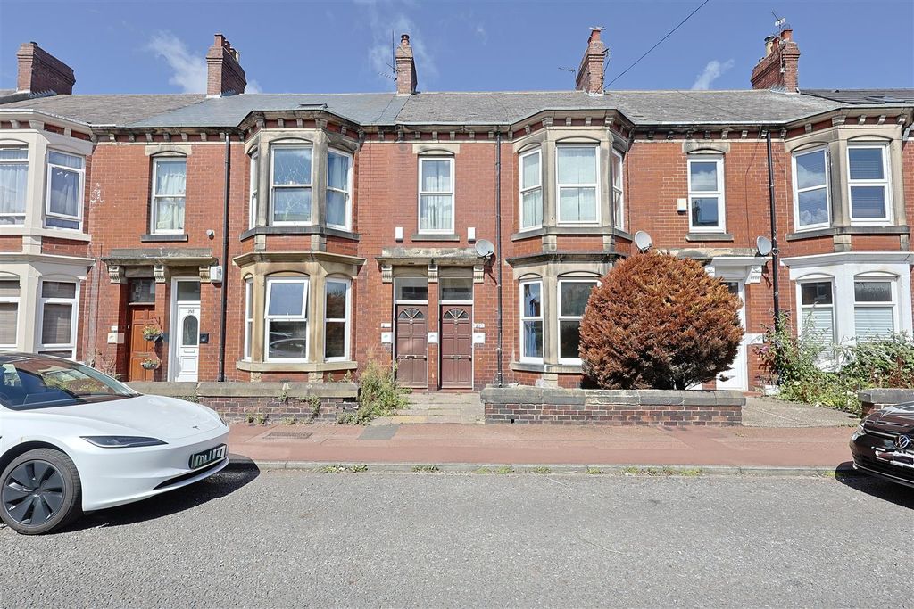 Property photo 3 of 6 87Ffb6CC-Bb72-49B6-A4D2-F3E13567B0E5_1_201_A.Jpeg