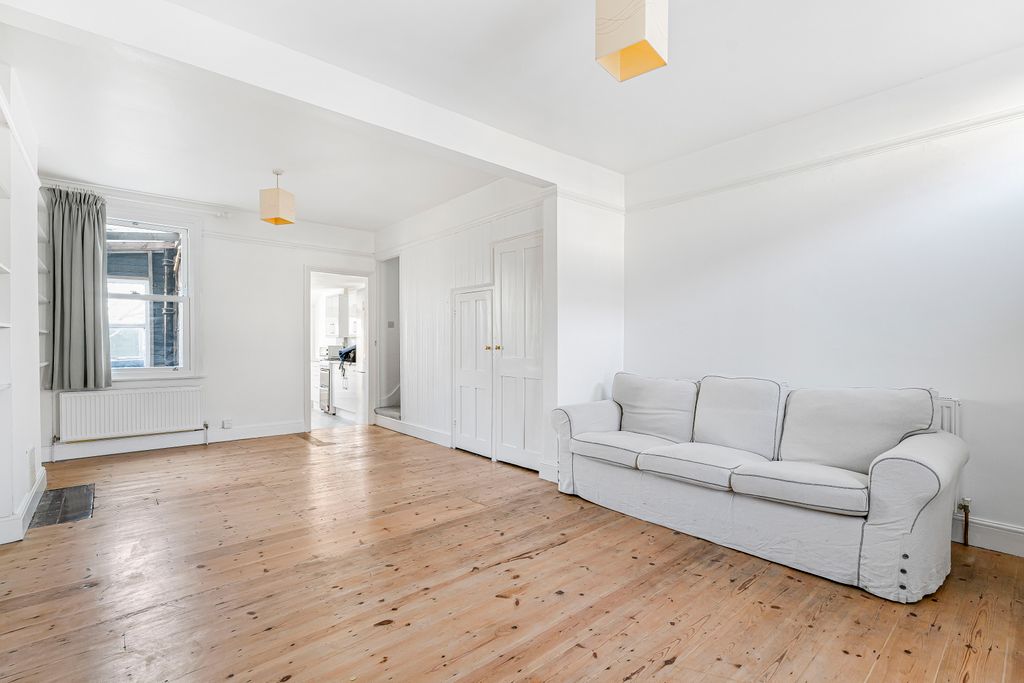 Property photo 3 of 27 2650111