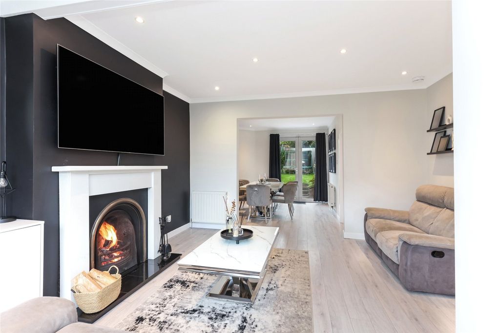 Property photo 2 of 20 Picture No. 03