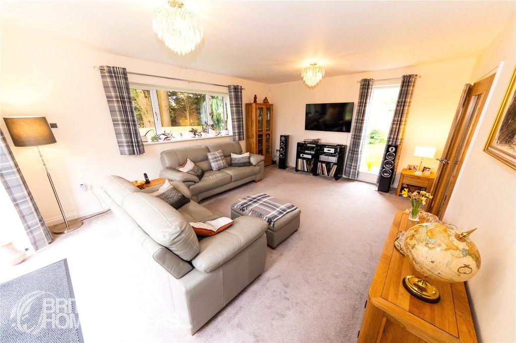 Property photo 3 of 30 Picture No. 49