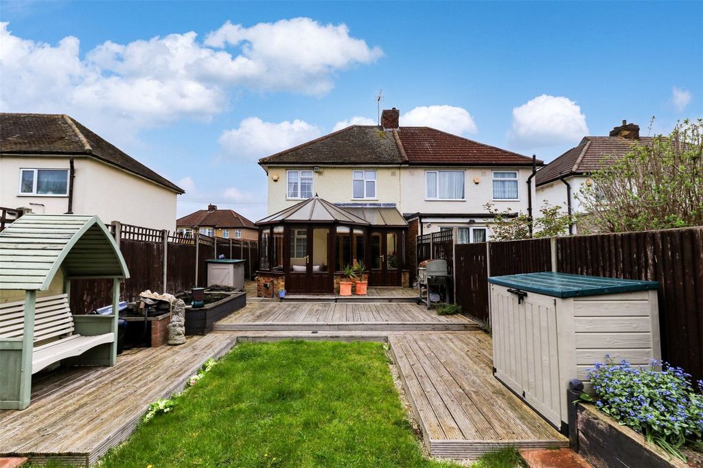 Property photo 2 of 21 Picture No. 11