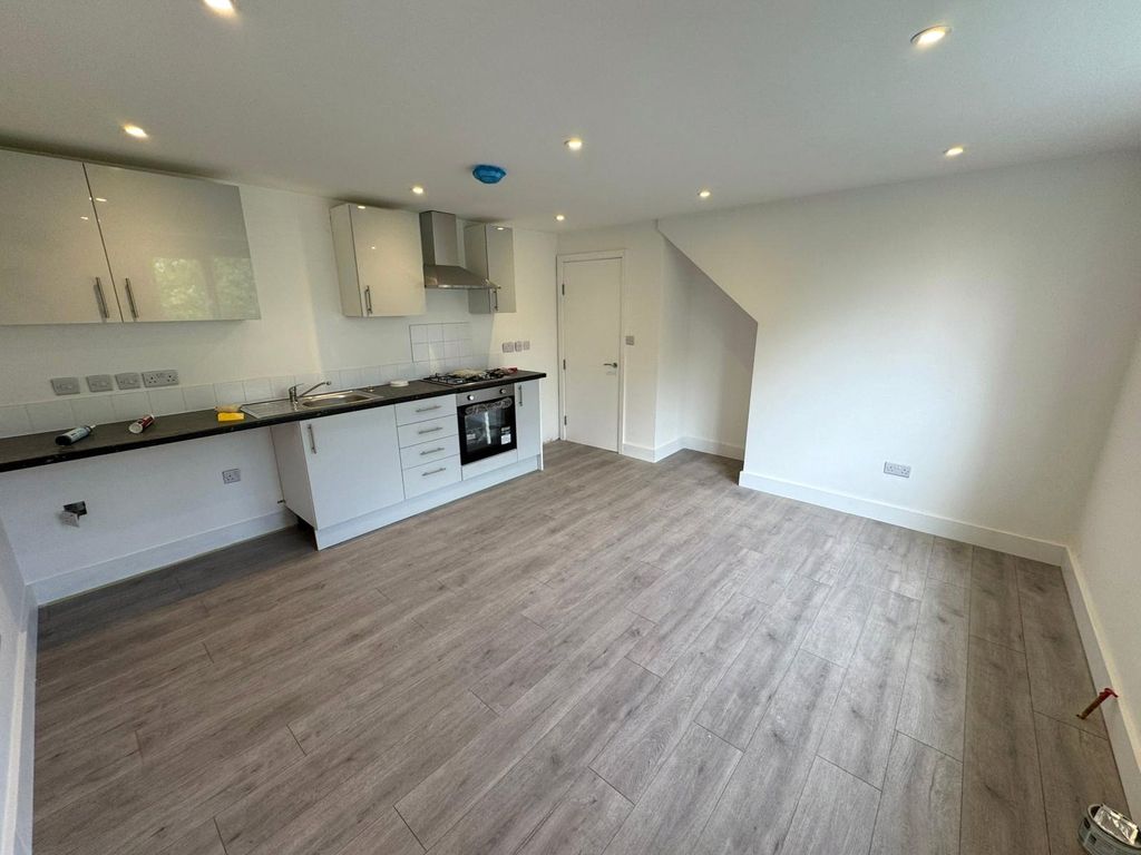 Property photo 2 of 10 Picture No. 03