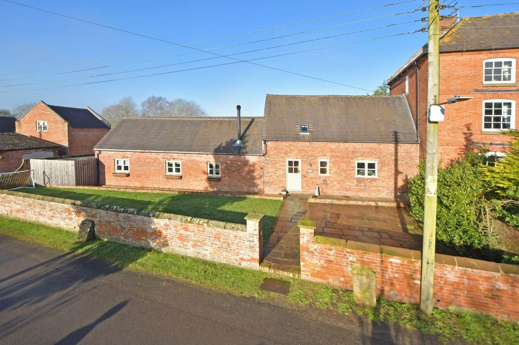 Property photo 3 of 47