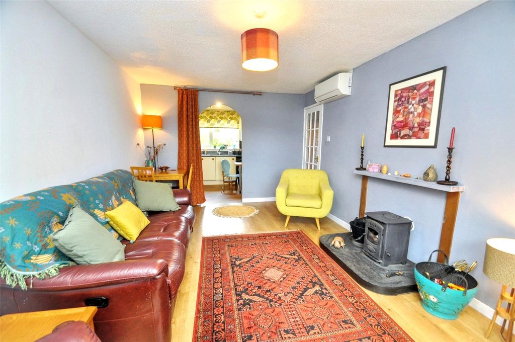 Property photo 3 of 16 Living Room