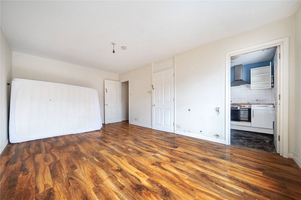 Property photo 2 of 10 Picture No. 04