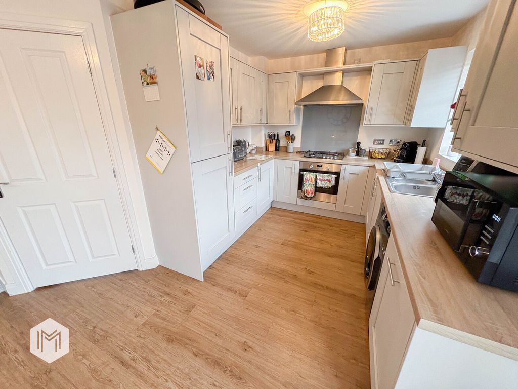 Property photo 3 of 24 Picture No. 14