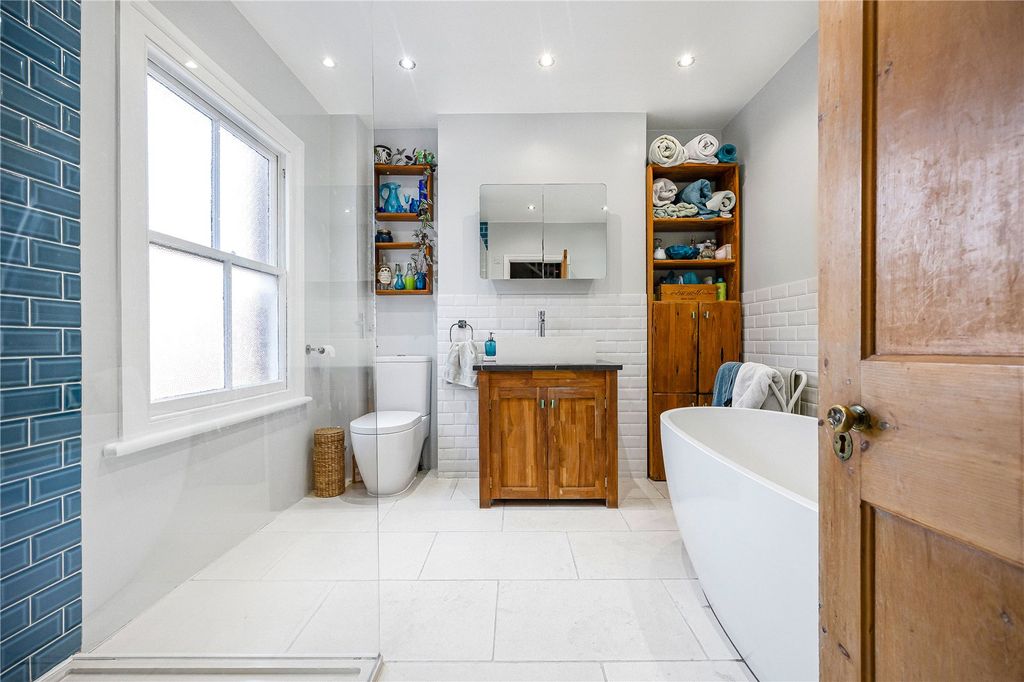 Property photo 3 of 20 Picture No. 35