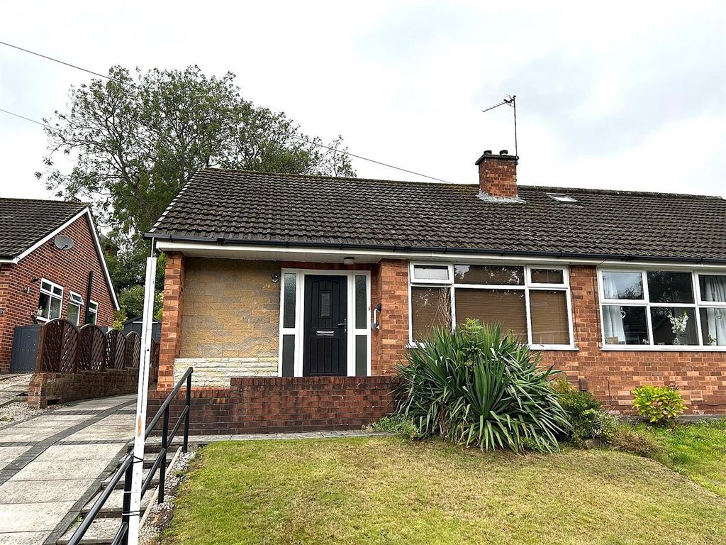 Property photo 1 of 7 Front.Jpg