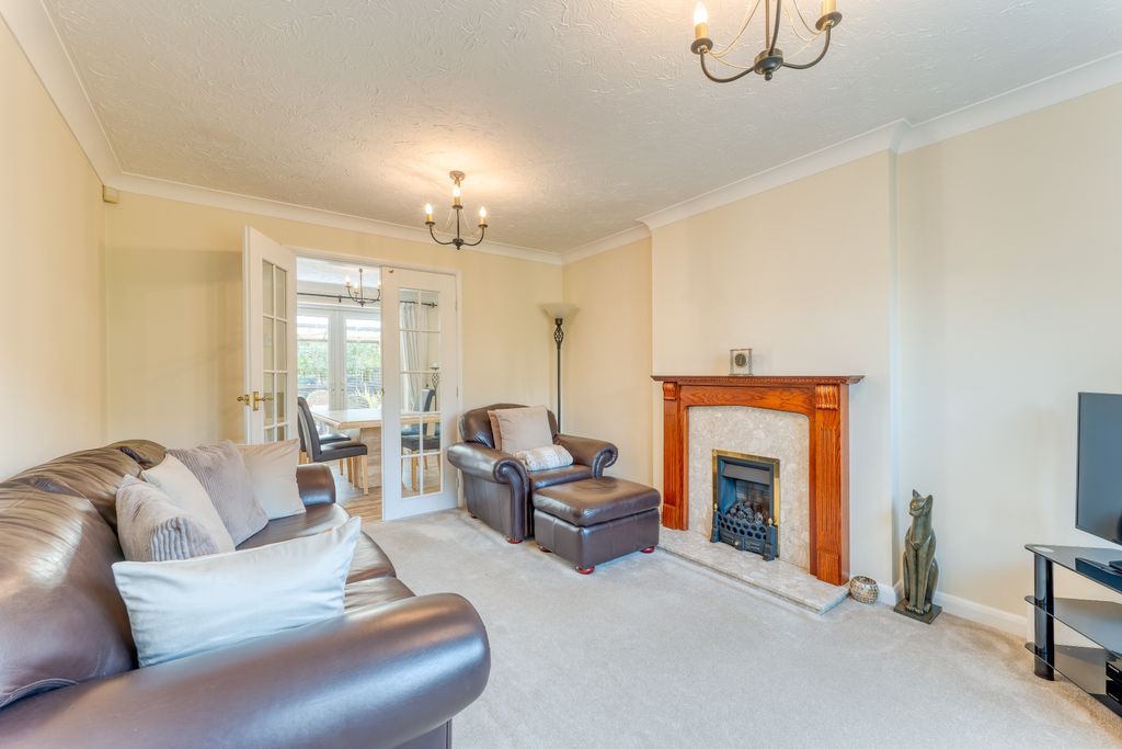 Property photo 3 of 22