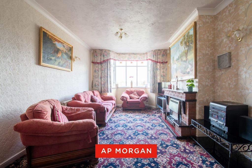 Property photo 3 of 28 Picture No. 34