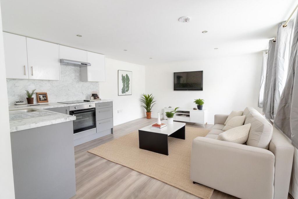 Property photo 1 of 20 Staged Lounge To Kitchen