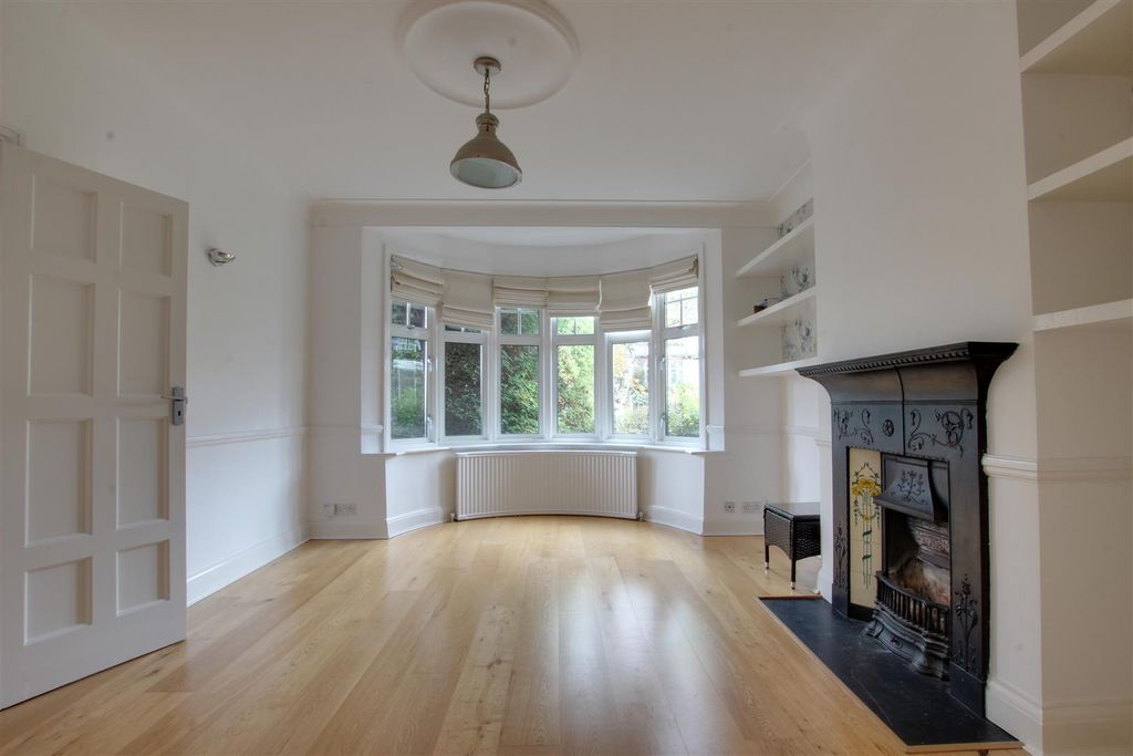 Property photo 2 of 17 Img_0502-Img_0504.Jpg