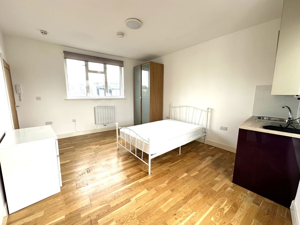 Property photo 2 of 3 Img_2969