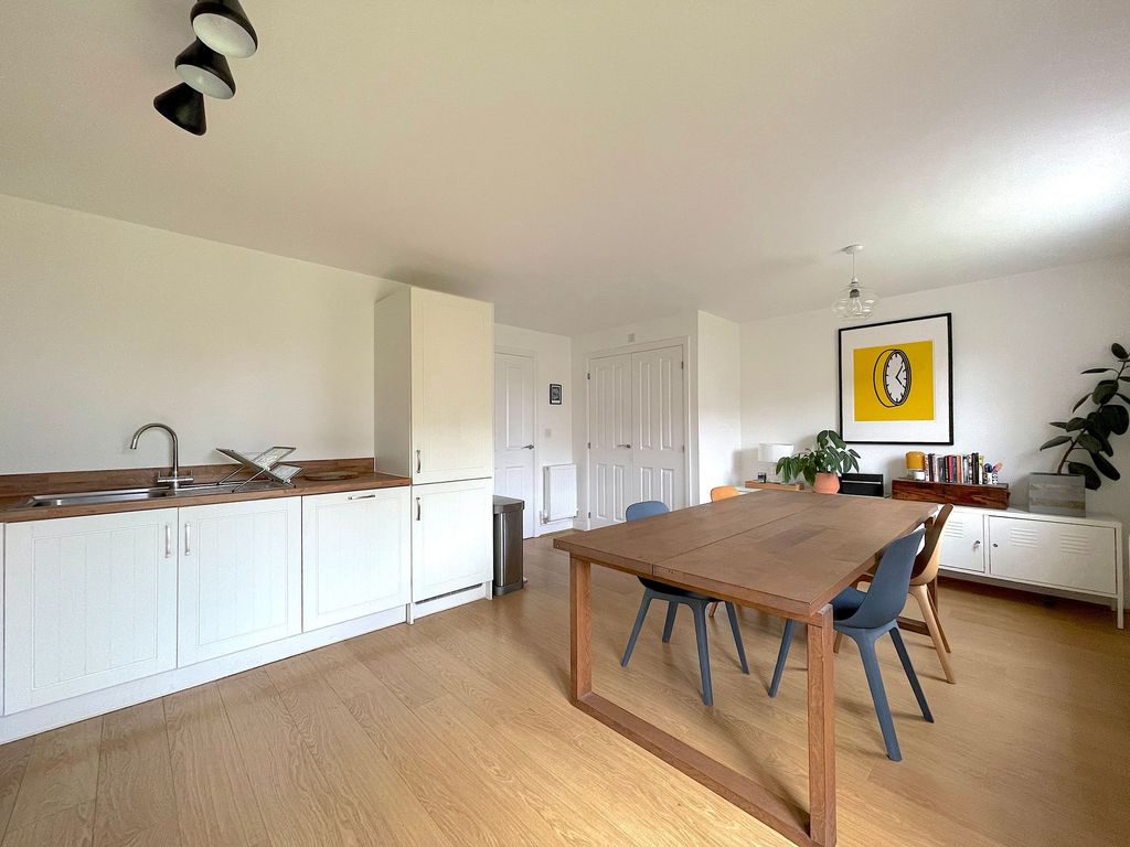 Property photo 2 of 20 Kitchen/Dining Room (1)