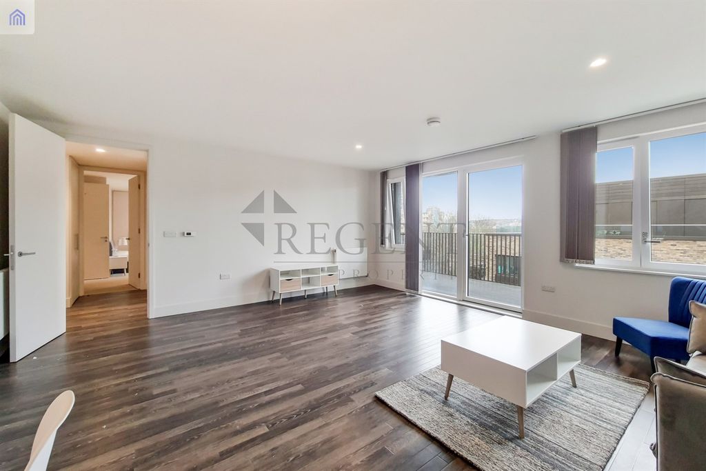Property photo 3 of 13 Open Plan