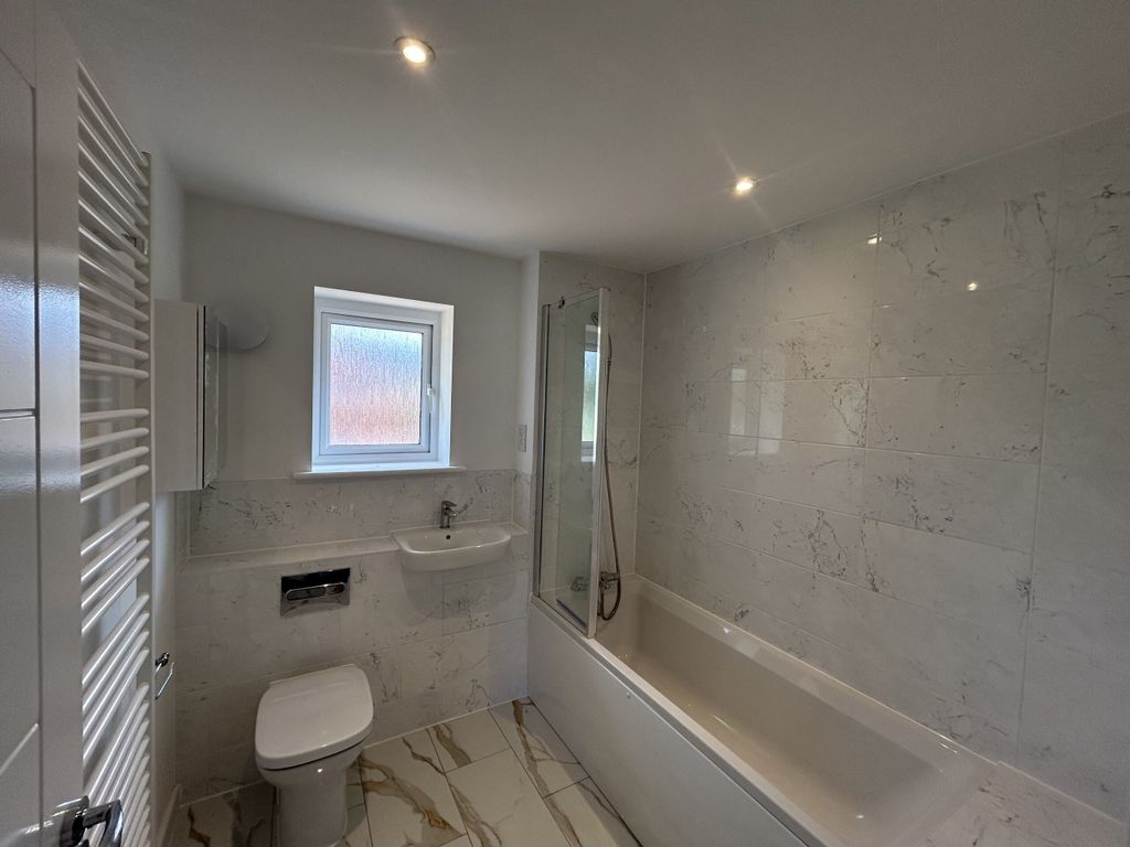 Property photo 3 of 10 View