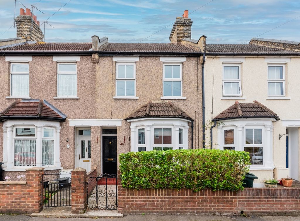 Property photo 1 of 13 4646680