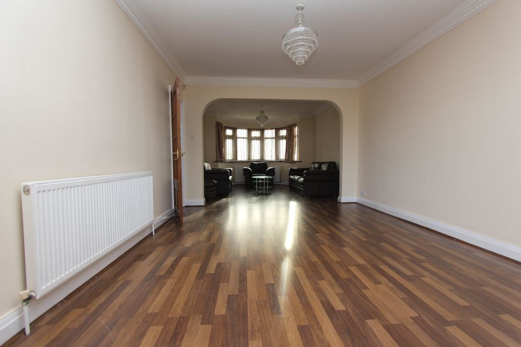 Property photo 1 of 13 Img_9223