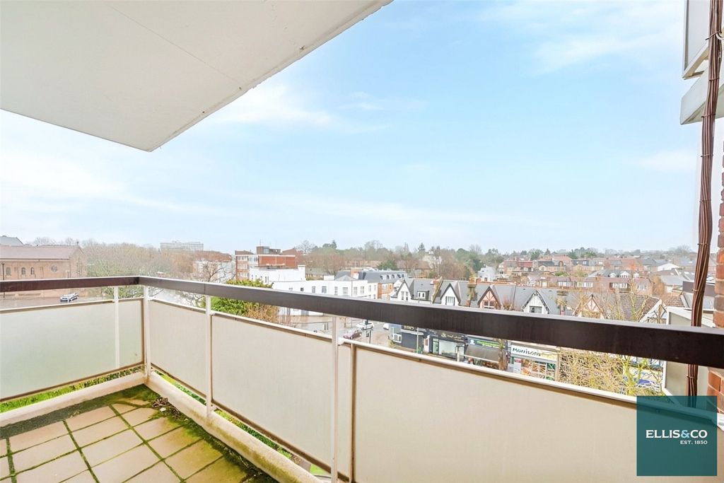 Property photo 3 of 11 Picture No. 06