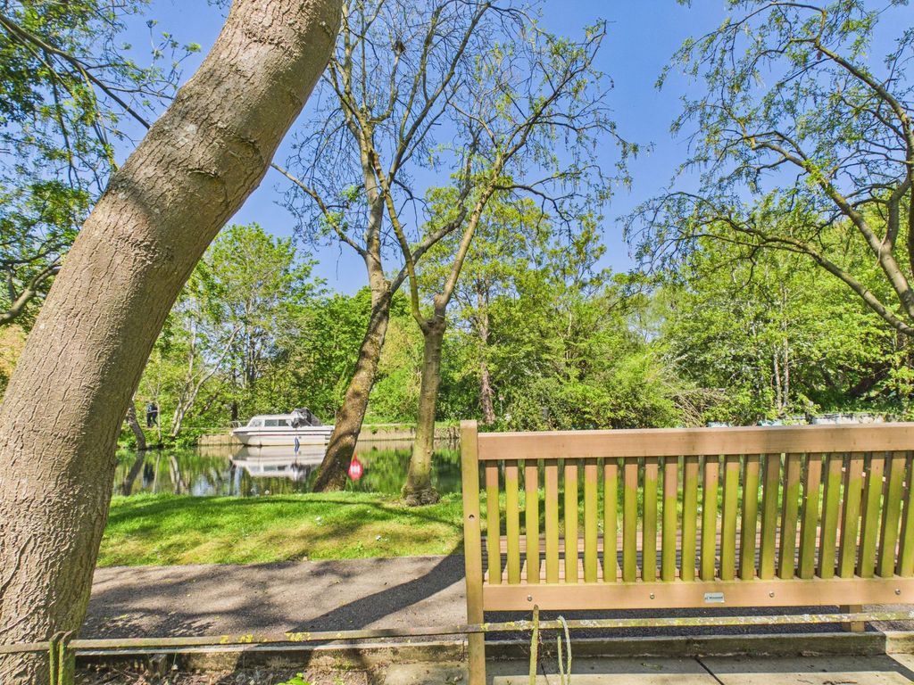 Additional image 23 of 2 bed flat for saleWest Street, Godmanchester PE29