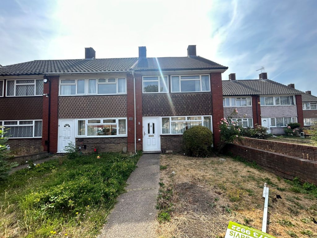 Property photo 1 of 13 3 Bed End Terrace To Rent Exmouth Road, Hayes Ub4