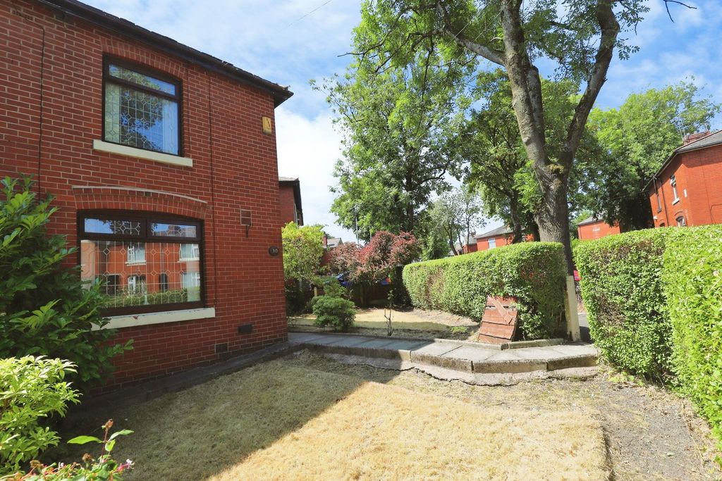 Property photo 1 of 25