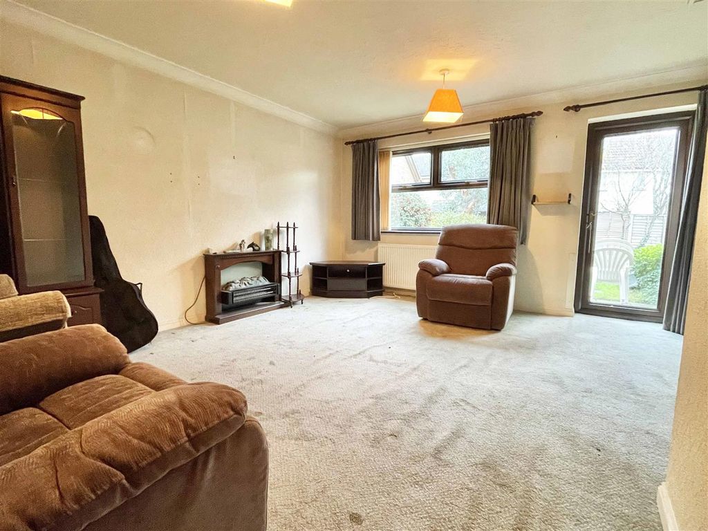 Property photo 2 of 15 Lr.Jpg